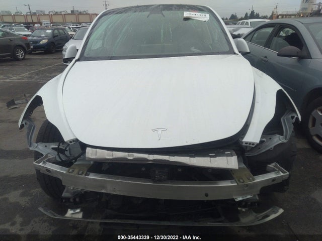 2020 Tesla Model Y, VIN: 5YJYGDEE4LF010711