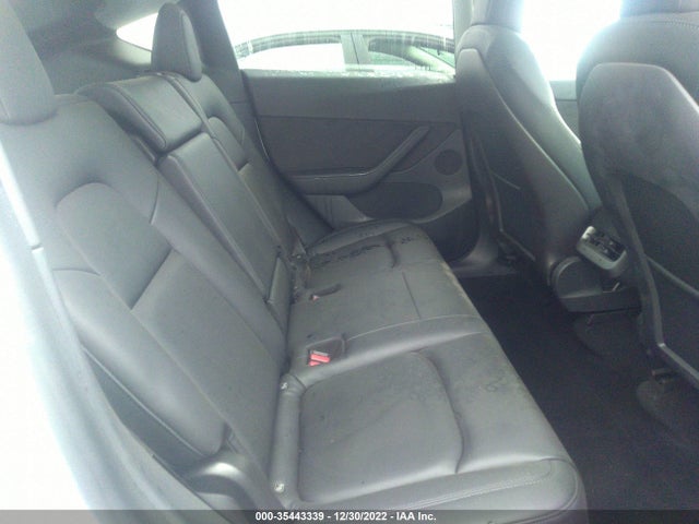 2020 Tesla Model Y, VIN: 5YJYGDEE4LF010711