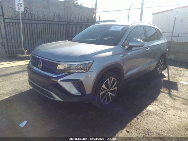 Volkswagen TAOS SE 2022 3VVRX7B23NM097775 Image 2