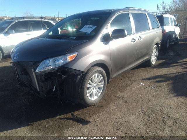 Toyota Sienna Xle Auto Access 2017 5TDYZ3DC4HS842038 Image 2