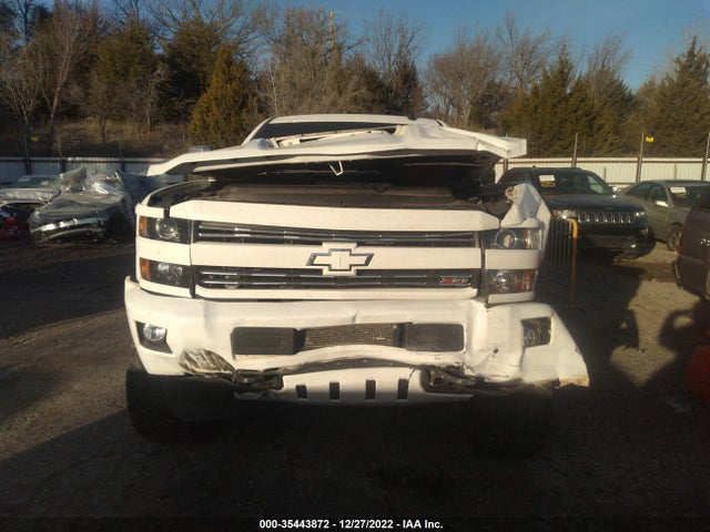 2018 CHEVROLET SILVERADO 2500HD LTZ VIN: 1GC1KWEY3JF281371