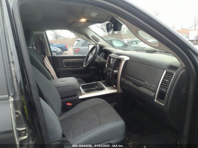 2016 Ram 1500, VIN: 1C6RR7LM1GS337643