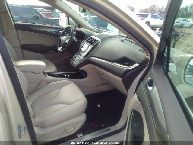 Lincoln MKC 2018 5LMCJ1C98JUL07400 Image 5