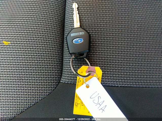 2020 SUBARU CROSSTREK PREMIUM VIN: JF2GTAPC8L8247415