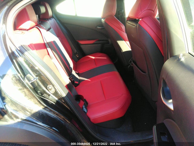 2021 Lexus UX, VIN: JTHR9JBH6M2048651