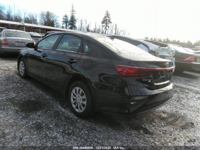 2021 KIA FORTE FE VIN: 3KPF24AD1ME313729