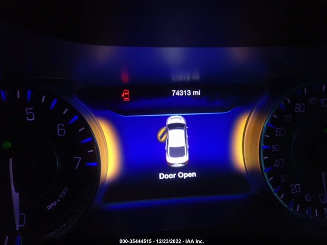 Chrysler 200 C 2015 1C3CCCCG4FN655163 Image 7