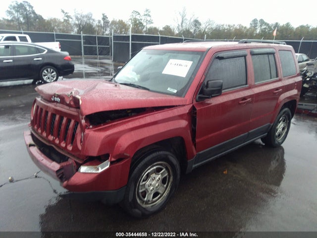 1C4NJPBA8ED504801 Jeep Patriot Sport/altitude