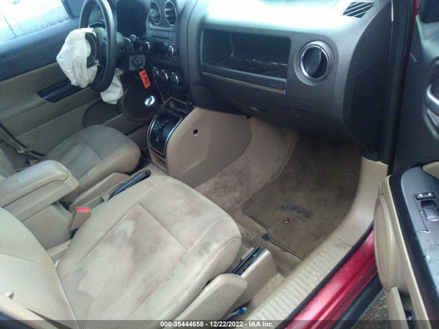 1C4NJPBA8ED504801 Jeep Patriot Sport/altitude
