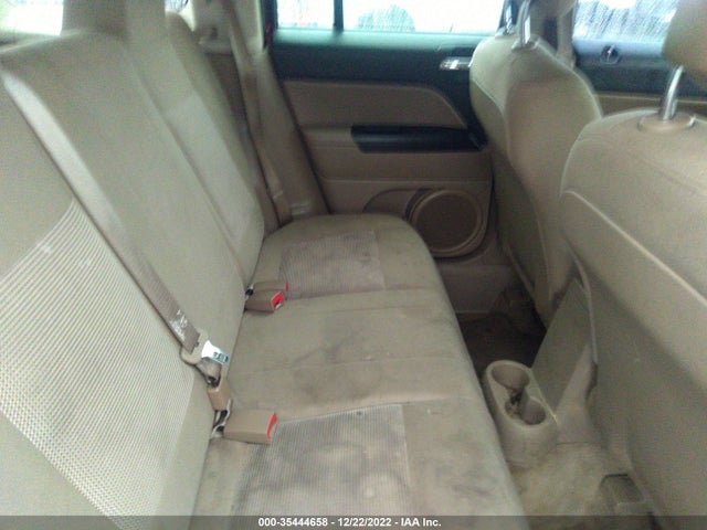 1C4NJPBA8ED504801 Jeep Patriot Sport/altitude