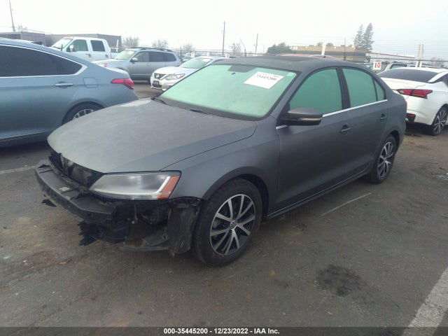 2018 Volkswagen Jetta, VIN: 3VWDB7AJ4JM233239