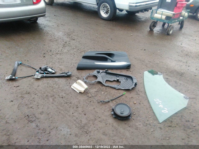 Tesla Model 3 Long Range 2021 5YJ3E1EB8MF082985 Image 3