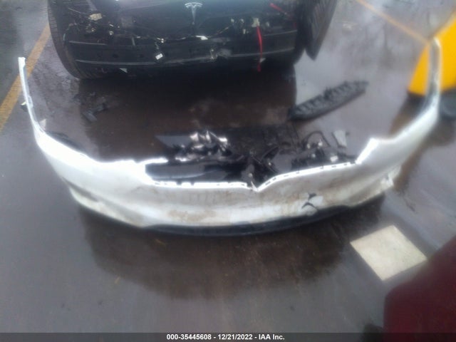 Tesla Model X 75d/100d/p100d 2018 5YJXCAE23JF123140 Image 4