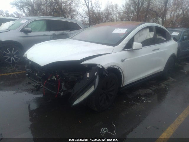 Tesla Model X 75d/100d/p100d 2018 5YJXCAE23JF123140 Image 2