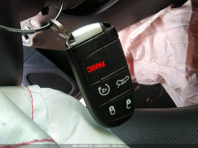 2022 Chrysler 300, VIN: 2C3CCADG1NH163149