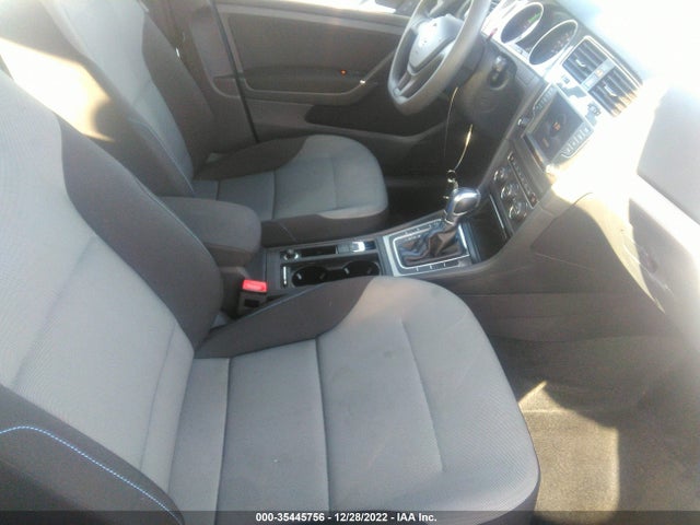 2016 Volkswagen Golf, VIN: WVWKP7AU0GW916795