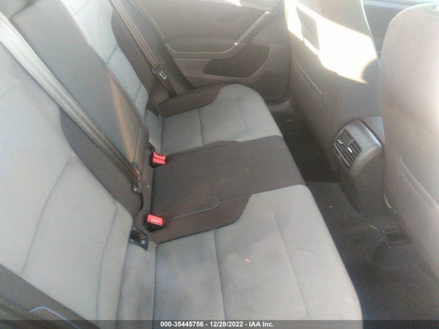 2016 Volkswagen Golf, VIN: WVWKP7AU0GW916795