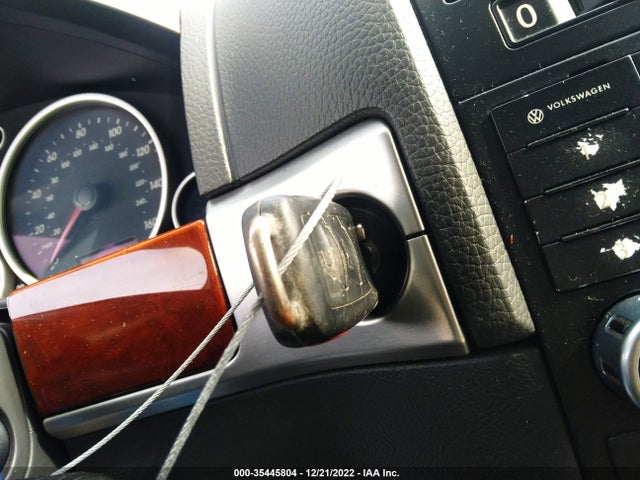 Volkswagen Touareg 2005 WVGCM77L05D013157 Image 3