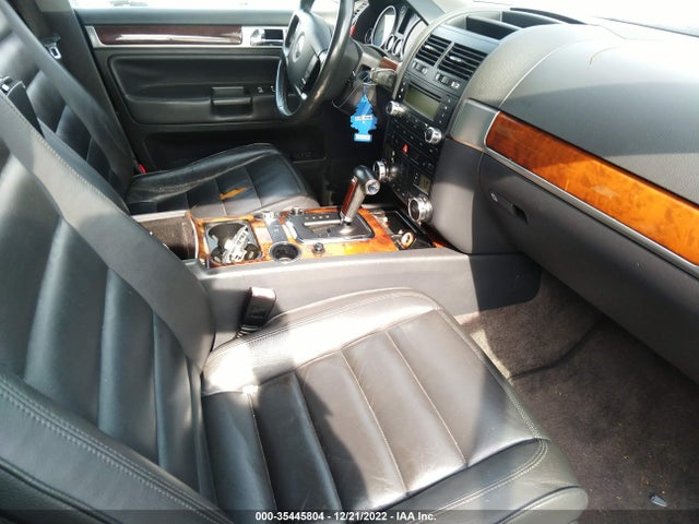 Volkswagen Touareg 2005 WVGCM77L05D013157 Image 6