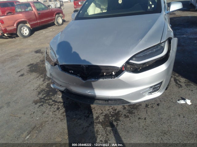 Tesla Model X 90d/75d/100d 2017 5YJXCAE2XHF051959 Image 6