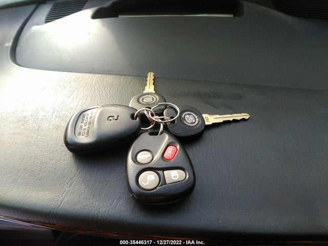 1G6KF57971U293210 Cadillac DEVILLE DTS