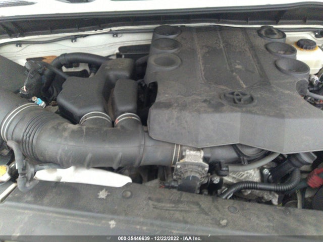 2014 Toyota FJ Cruiser, VIN: JTEBU4BF5EK176426