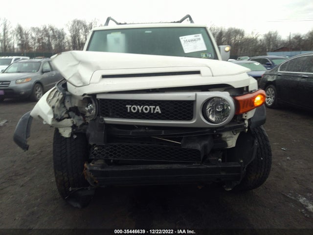2014 Toyota FJ Cruiser, VIN: JTEBU4BF5EK176426