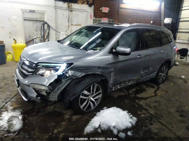 2016 Honda Pilot, VIN: 5FNYF6H90GB021837