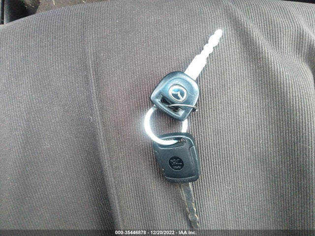 2006 MAZDA MAZDA3 I VIN: JM1BK12G761527703