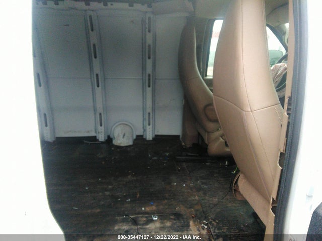 Chevrolet EXPRESS CARGO VAN 2017 1GCWGAFF1H1352503 Image 9