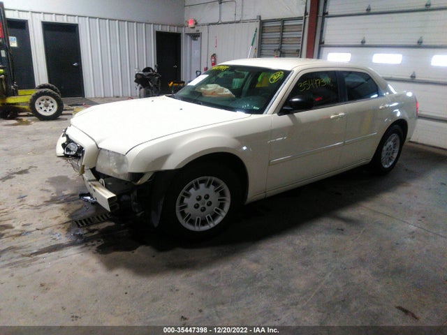 Chrysler 300 2007 2C3KA43R87H664774 Image 2