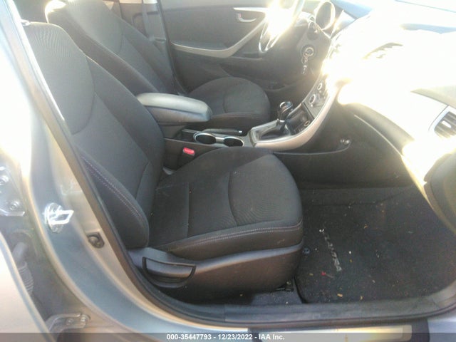 2015 Hyundai Elantra, VIN: 5NPDH4AE7FH594111