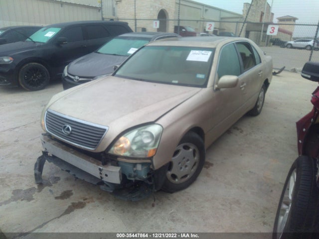 Lexus LS 430 2001 JTHBN30F410047760 Image 2