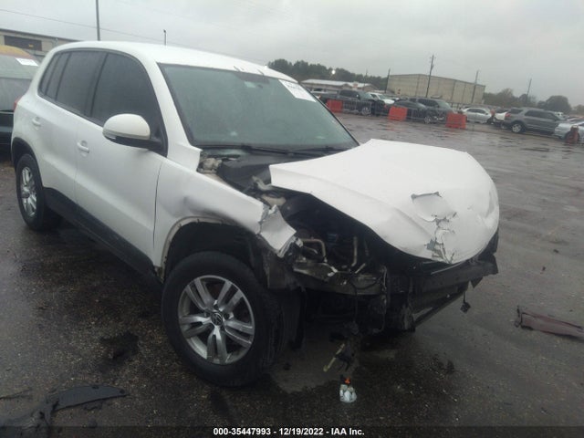 2012 WVGAV7AX8CW606489 main image