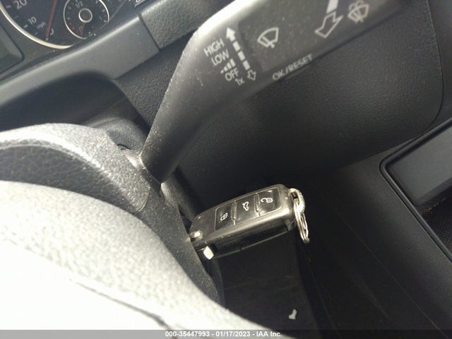 Volkswagen TIGUAN S 2012 WVGAV7AX8CW606489 Image 3