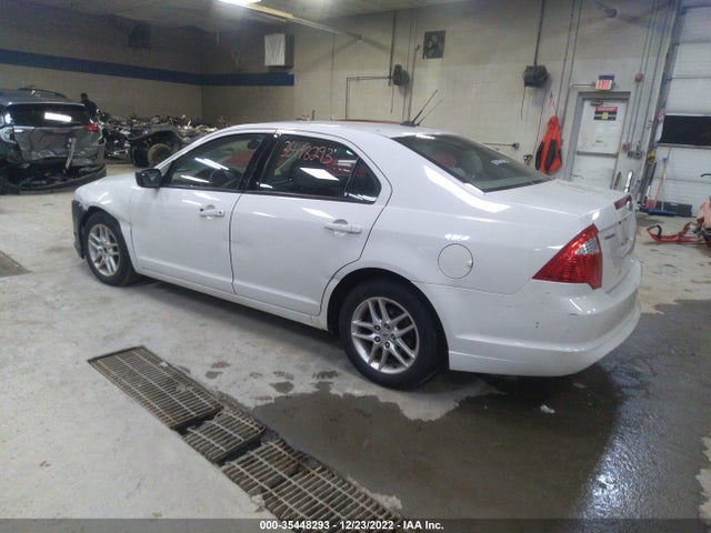 2011 FORD FUSION S VIN: 3FAHP0GA3BR239886