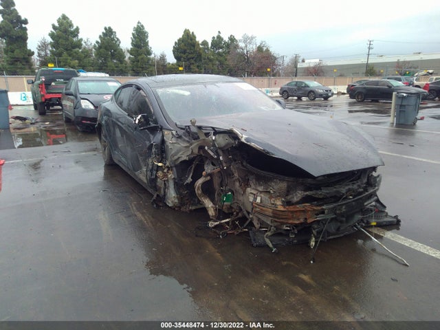 2016 Tesla Model S, VIN: 5YJSA1E14GF175215