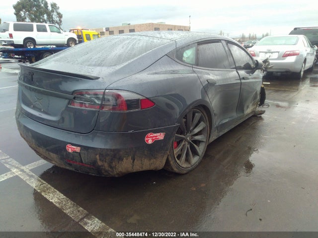 2016 Tesla Model S, VIN: 5YJSA1E14GF175215
