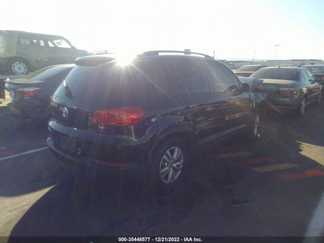WVGAV7AXXGW582055 Volkswagen TIGUAN S