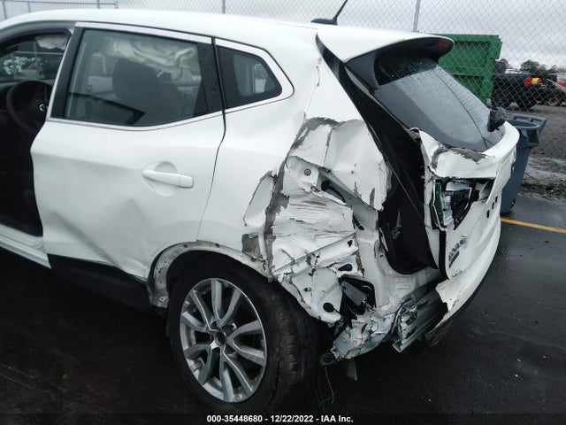 2021 Nissan Rogue, VIN: JN1BJ1AV6MW315526