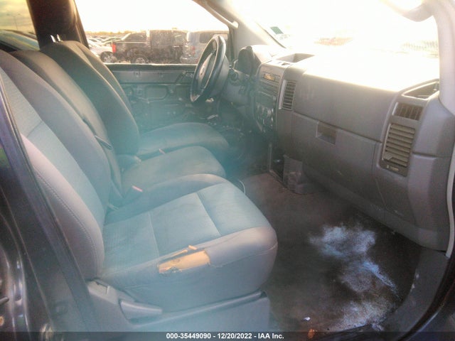 2005 NISSAN TITAN SE VIN: 1N6BA06A25N565590