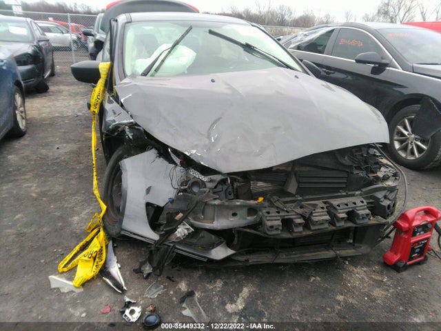 2016 FORD FOCUS S VIN: 1FADP3E26GL390335