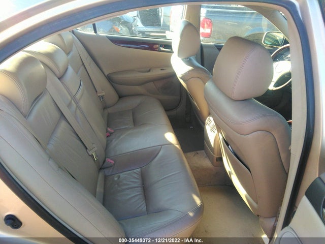 Lexus ES 300 2002 JTHBF30GX25023814 Image 9