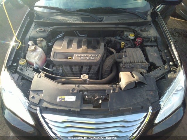 1C3CCBAB2DN761108 Chrysler 200 LX