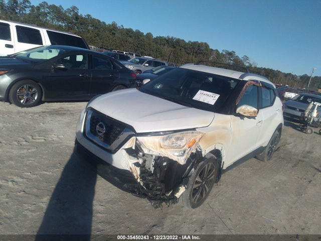 2018 NISSAN KICKS SV VIN: 3N1CP5CU6JL520313