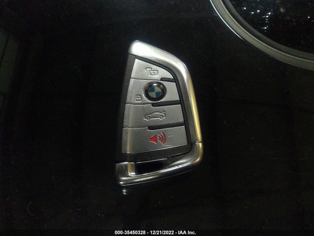 2019 BMW X7, VIN: 5UXCW2C53KL084636