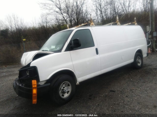 Chevrolet EXPRESS CARGO VAN 2016 1GCWGBFF2G1331681 Image 2