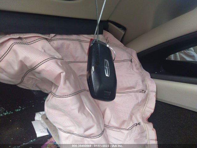 Lincoln MKZ 2016 3LN6L2G97GR612042 Image 3