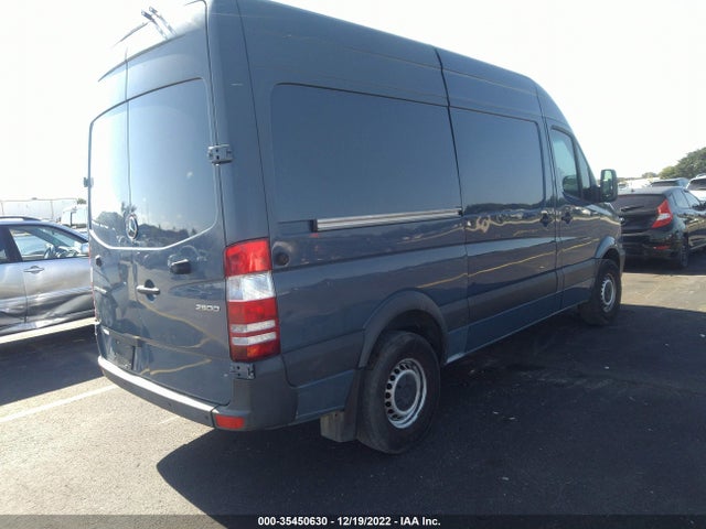 2018 Mercedes-Benz Sprinter, VIN: WD3PE7CD5JP629733
