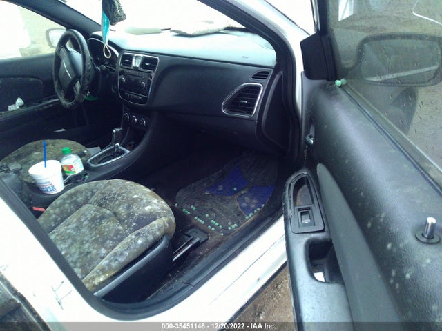 Chrysler 200 2012 1C3CCBAB2CN201801 Image 6